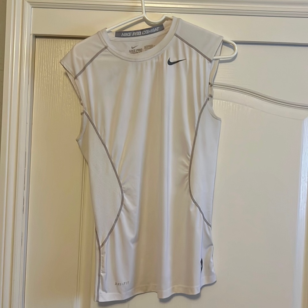 Nike pro combat